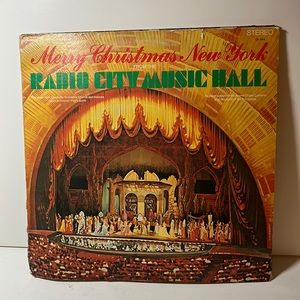 Vintage vinyl record Merry Christmas New York Radio City Music Hall